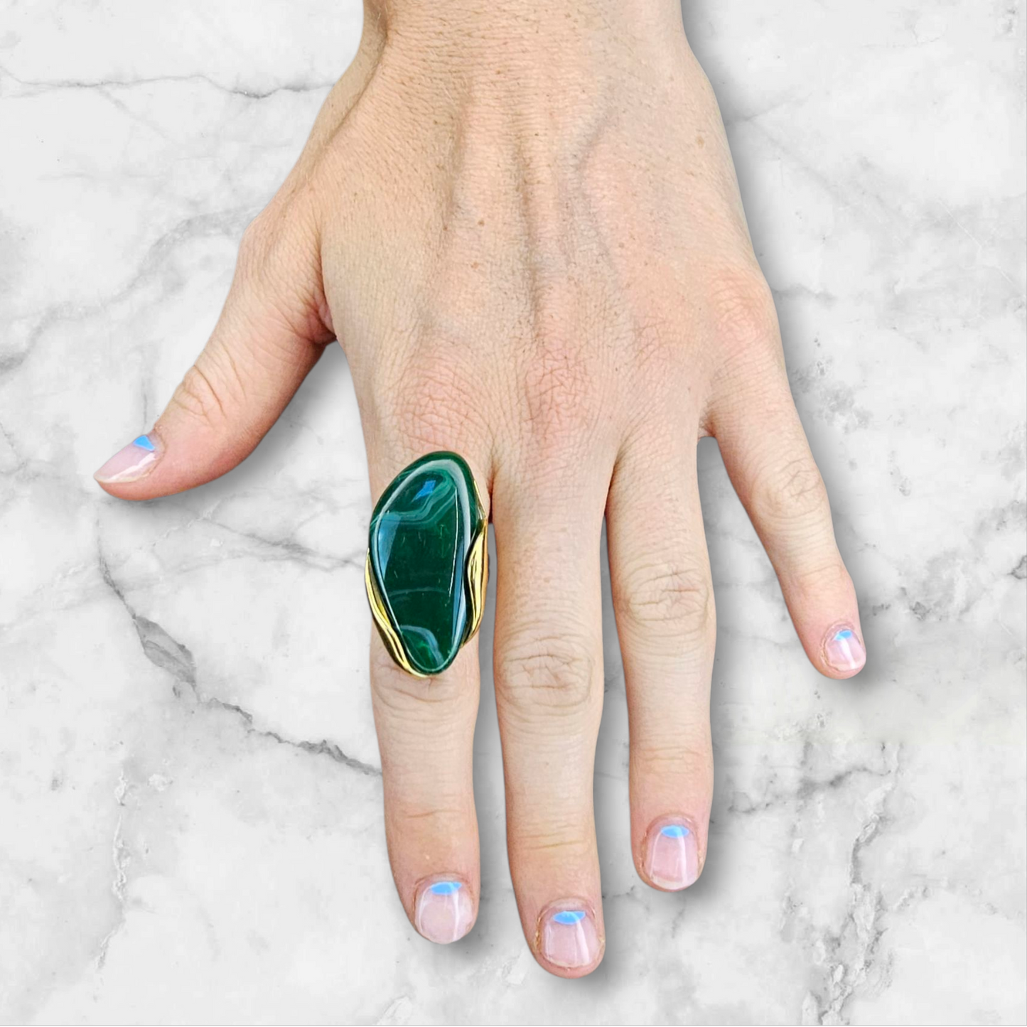Anillo Lia