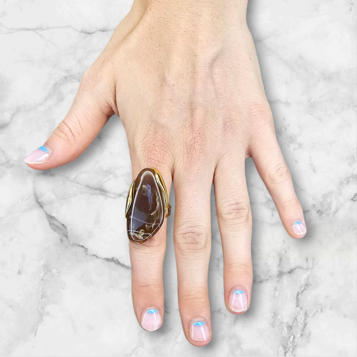 Anillo Lia
