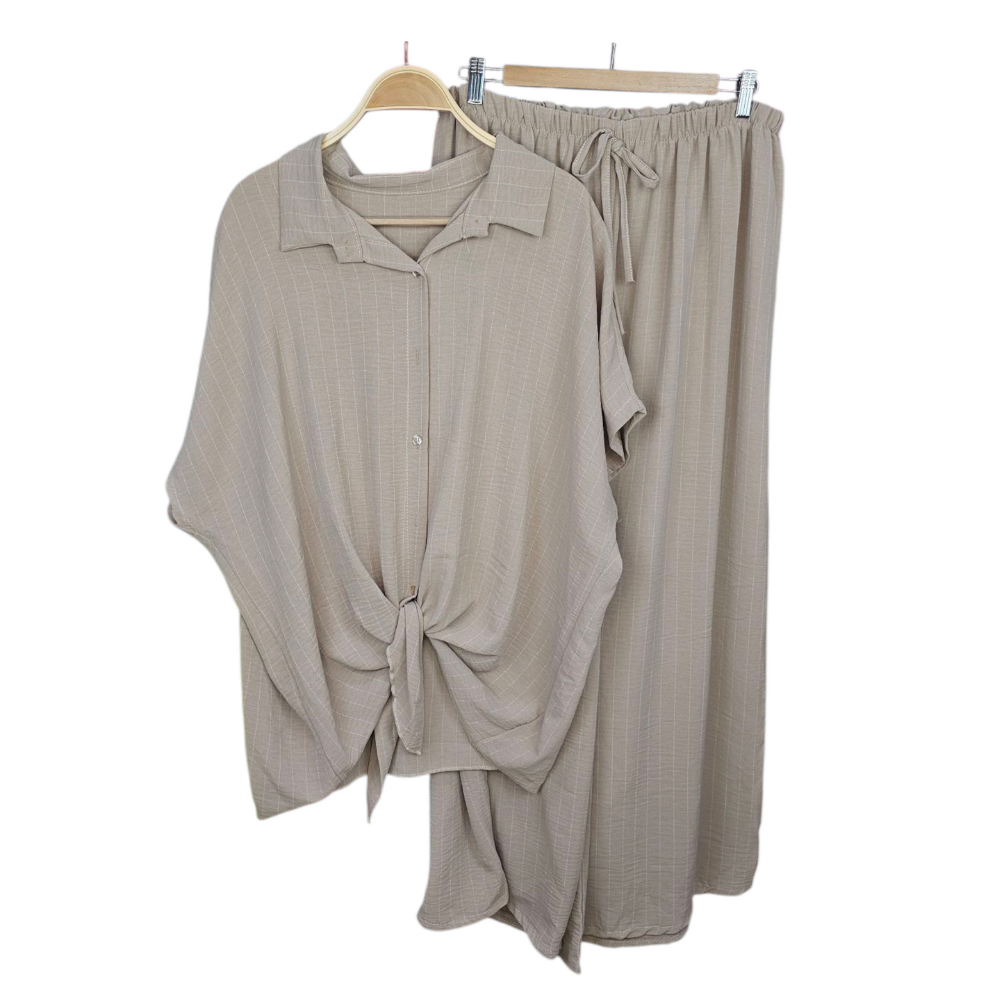 Conjunto a rayas