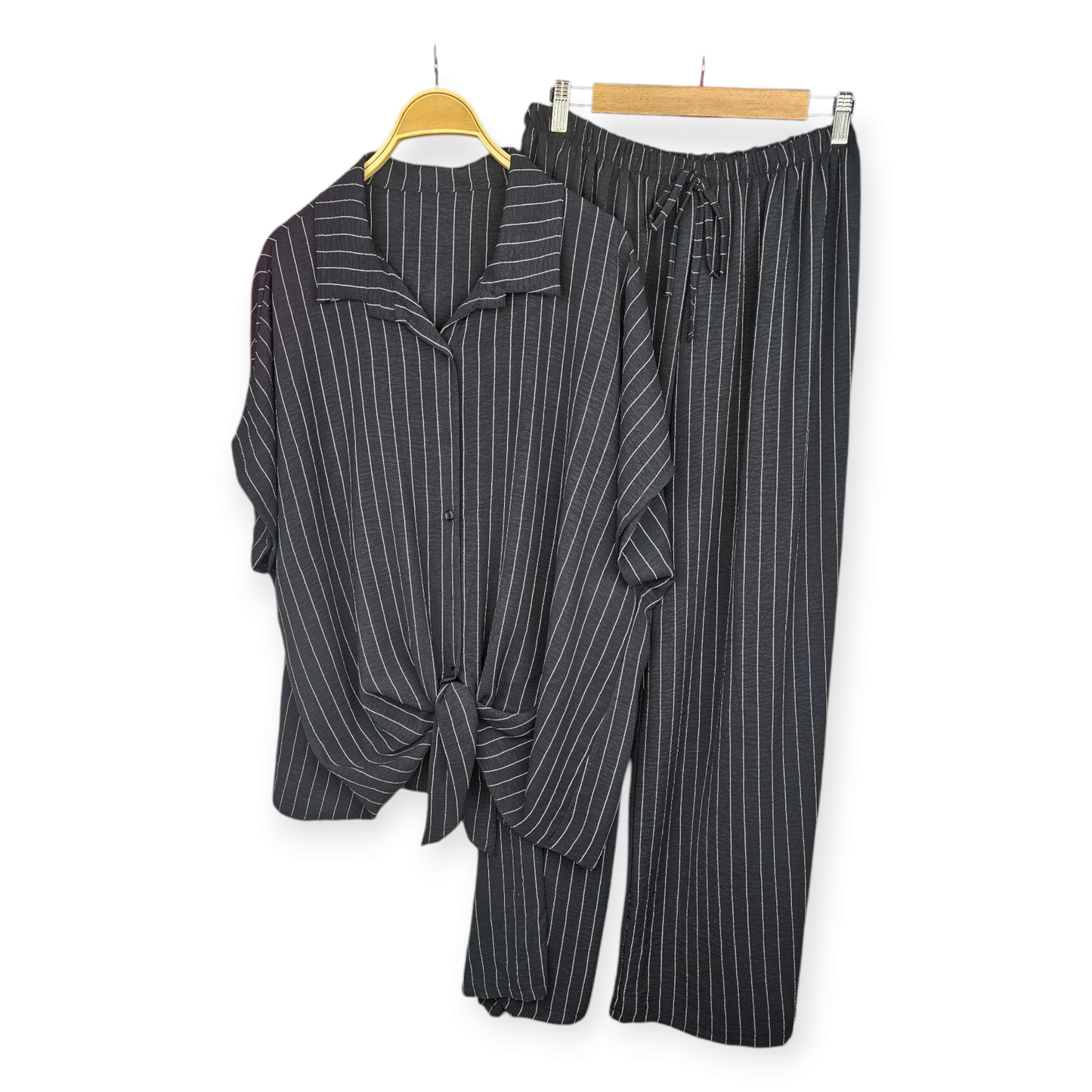 Conjunto a rayas