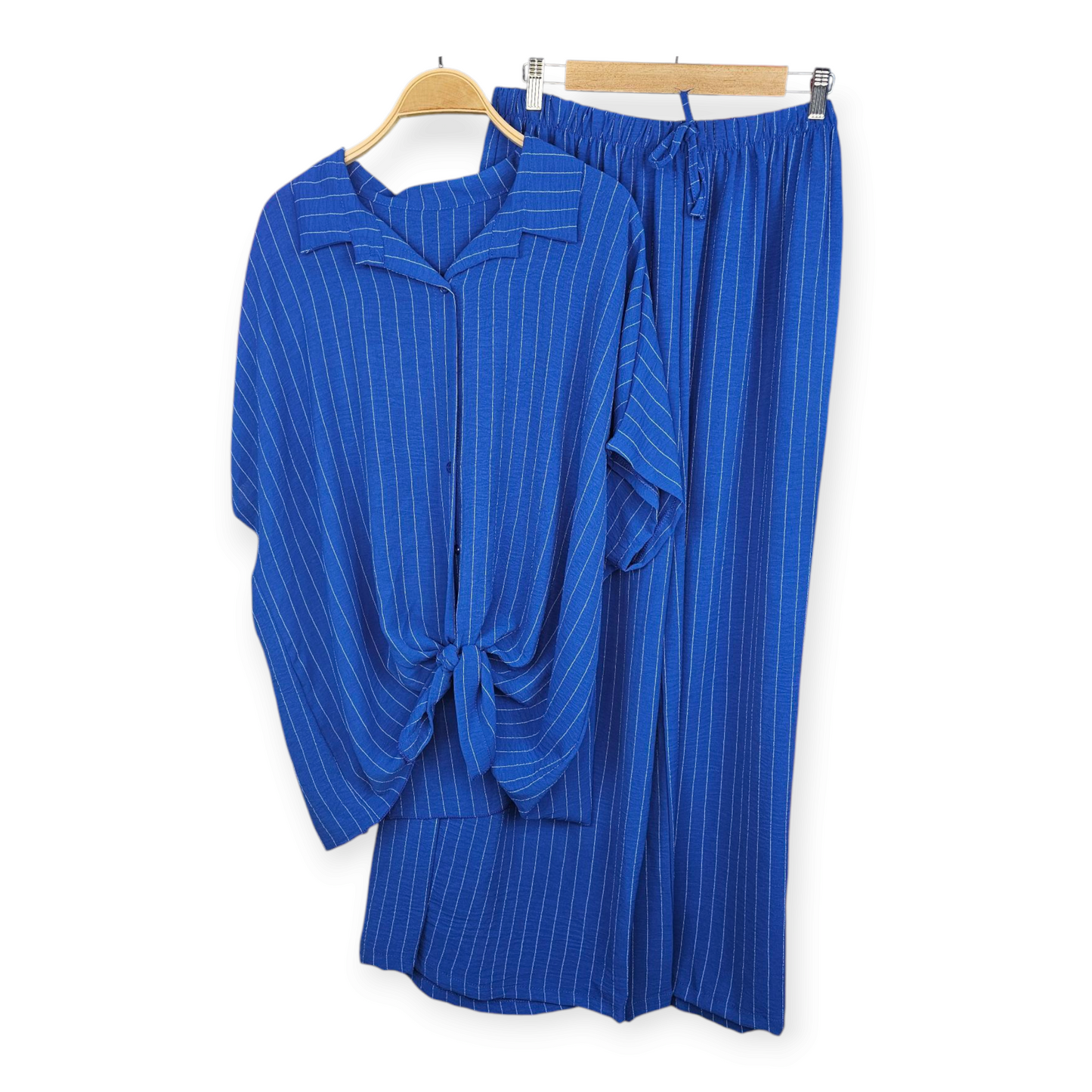 Conjunto a rayas