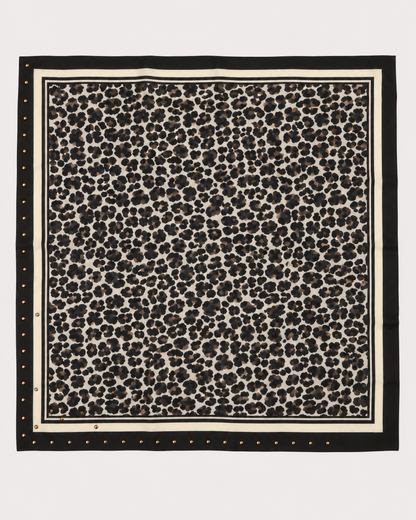 Pañuelo Animal Print Tachuelas