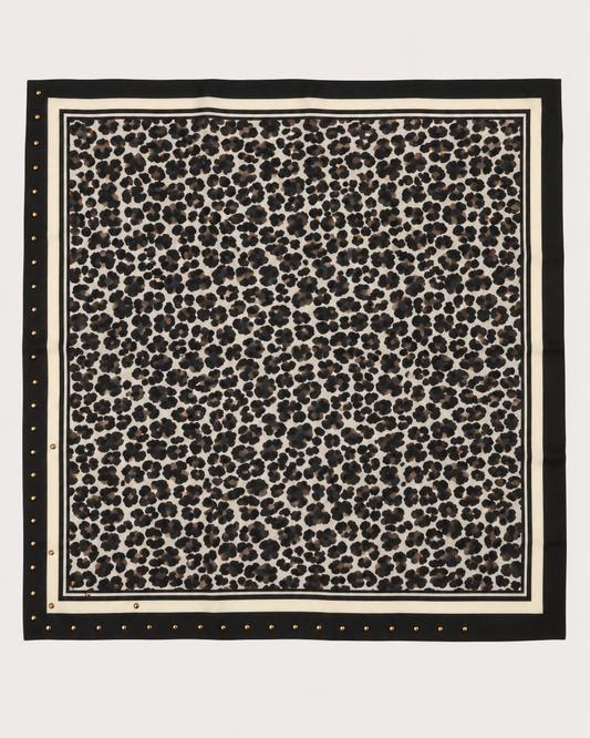 Pañuelo Animal Print Tachuelas