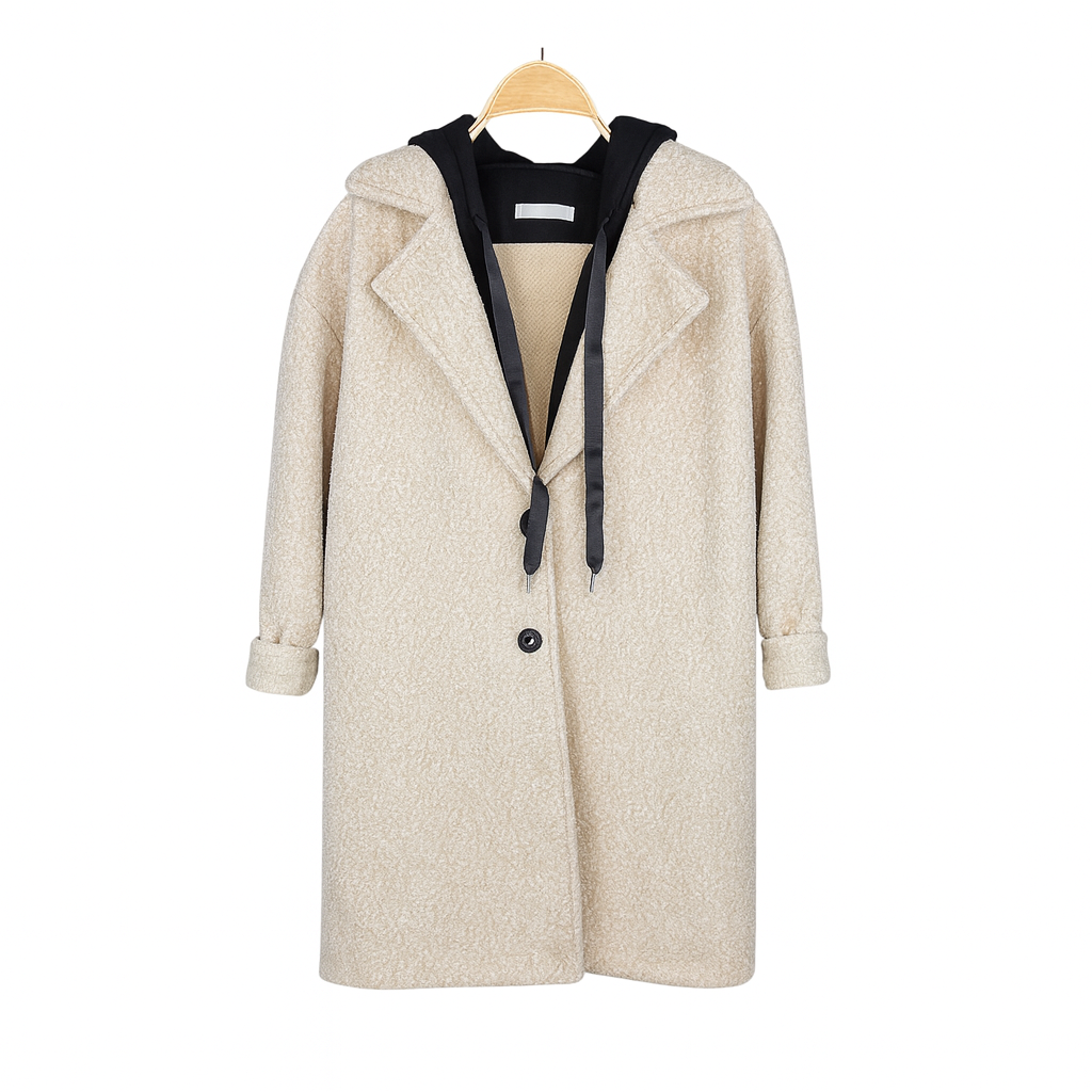 Abrigo de lana con capucha