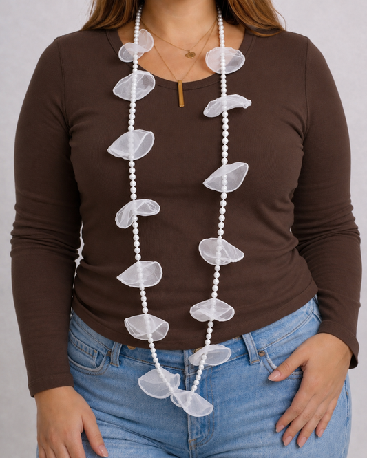 Petal necklace
