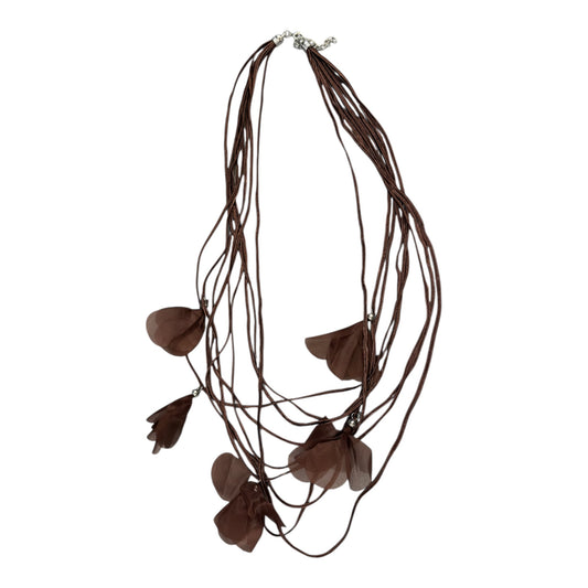 Collar flores